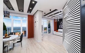 Vip Apartments In Arcadia With Sea View.